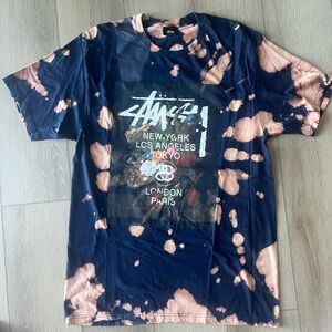 Stussy Navy and Beige Tie-Dye Tee